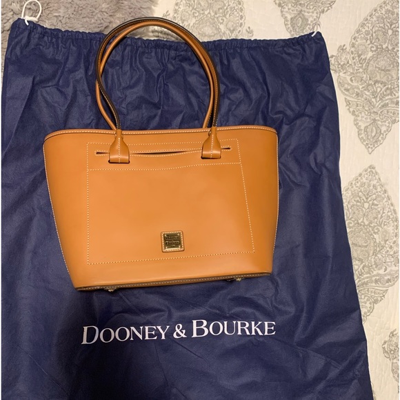 NEW Dooney & Bourke Beacon 1464 Nana - Picture 2 of 6